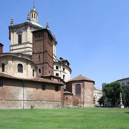 Sahi - Colonne San Lorenzo Flat شقة