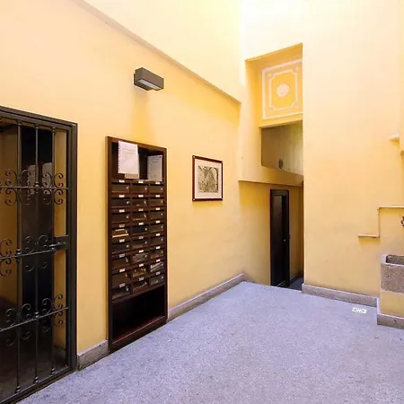 Sahi - Colonne San Lorenzo Flat